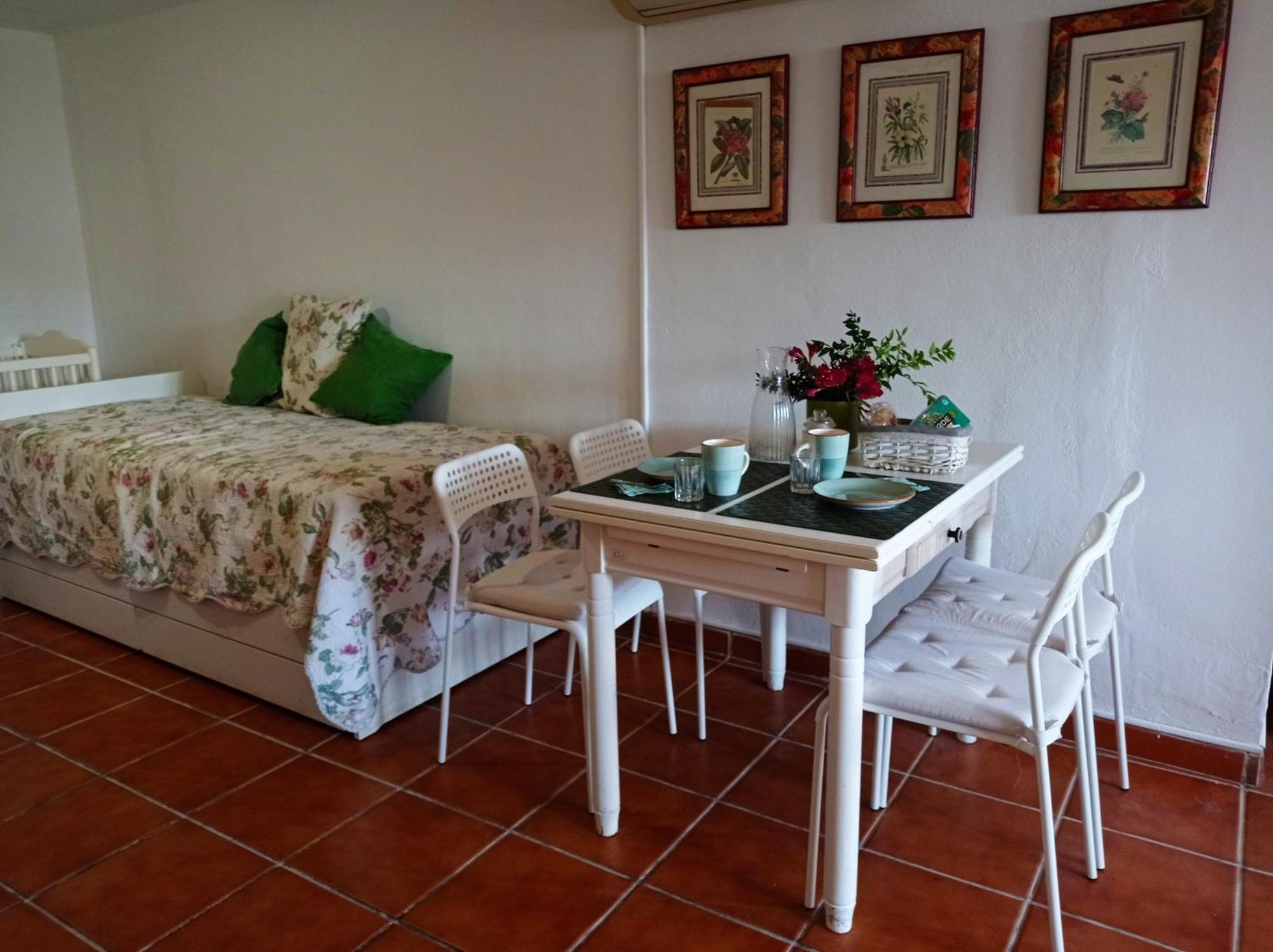 Apartamento-Estudio En Villa Con Piscina Málaga Eksteriør billede