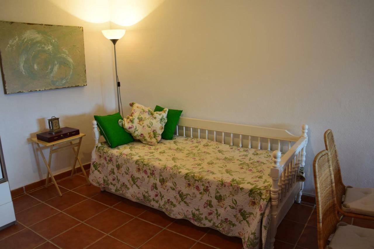 Apartamento-Estudio En Villa Con Piscina Málaga Eksteriør billede